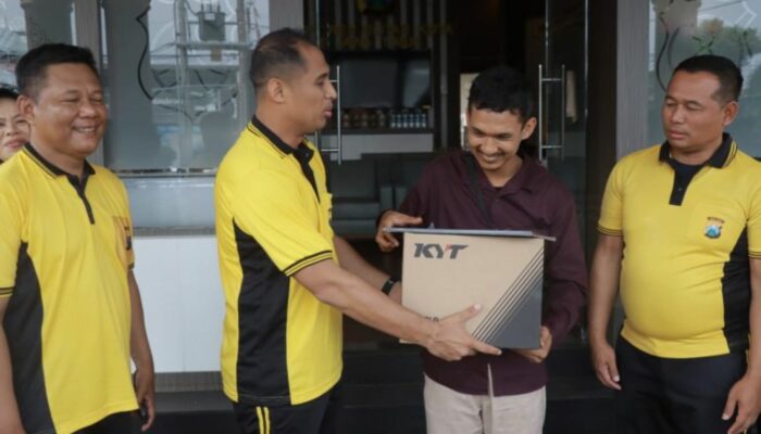 Warga Gagalkan Aksi Kriminal, Diganjar Penghargaan Kapolres Blitar