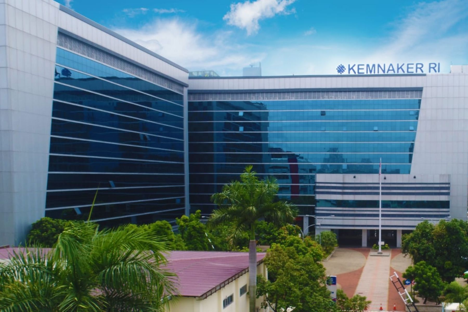 Kemnaker Dukung Penuh Penindakan KPK atas Dugaan Korupsi Izin TKA