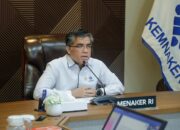Kemnaker Larang Penahanan Dokumen Pribadi Pekerja
