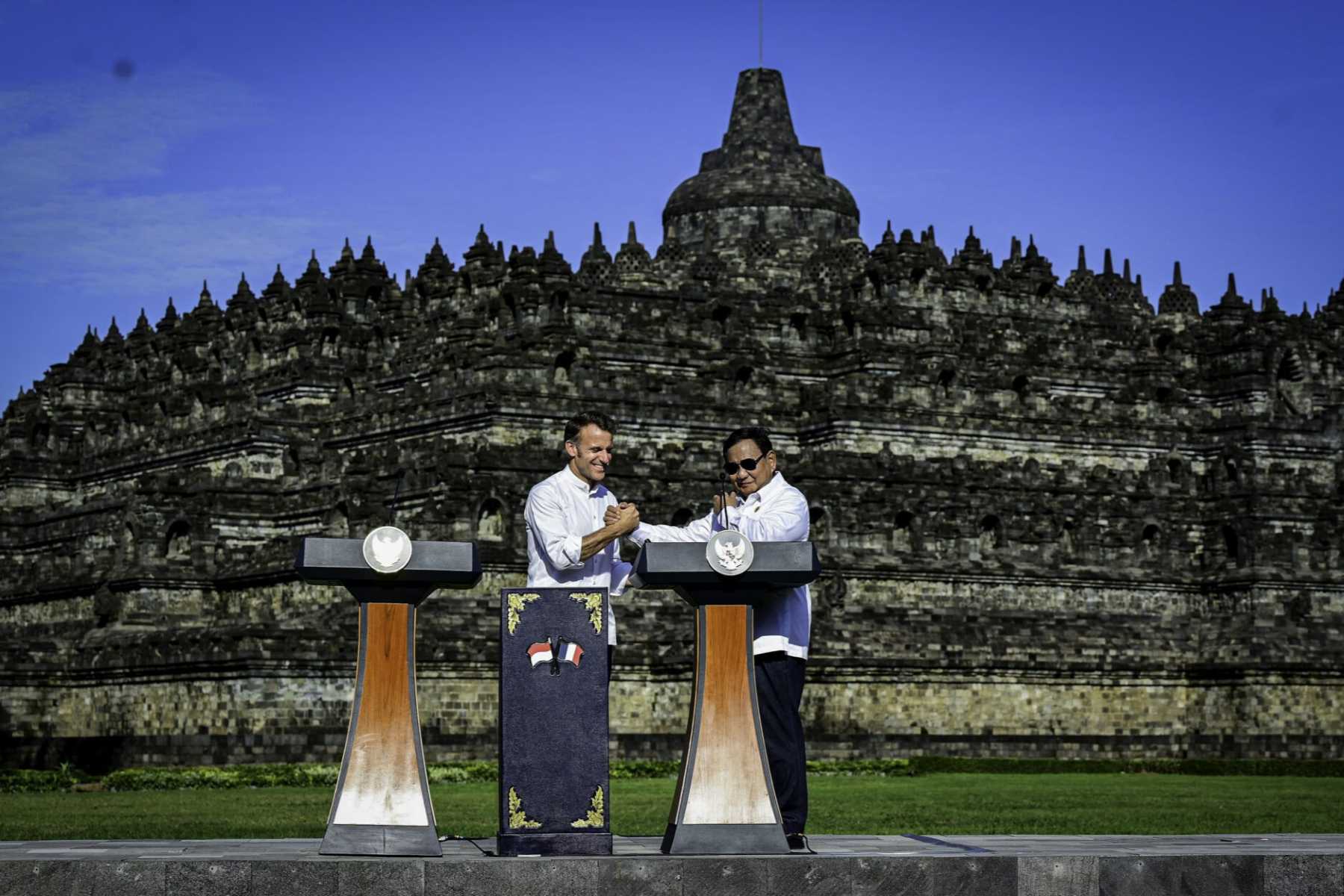 Kemitraan Strategis Indonesia-Prancis Resmi Diluncurkan di Candi Borobudur