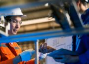 Peran Vital Aplikator dalam Pemasangan Material Modern