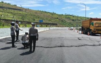 Ambles Jalan Tol Cisumdawu, Polres Sumedang Respons Cepat