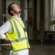Manual Handling Bikin Cedera? Ini Cara Amannya