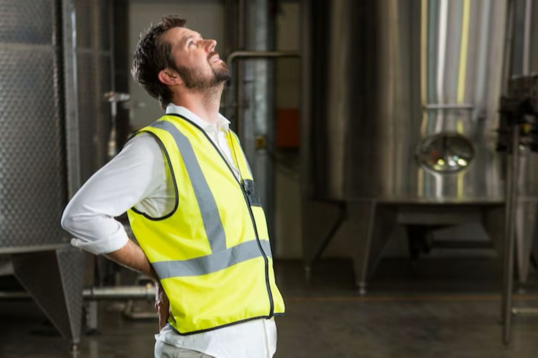 Manual Handling Bikin Cedera? Ini Cara Amannya