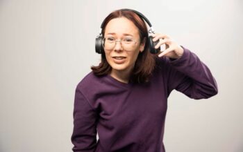 Beda Headphone & Headset? Kebanyakan Orang Salah Paham