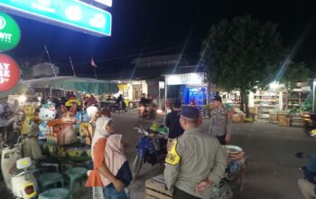 Patroli Dialogis Polsek Maluk, Tegaskan Komitmen Jaga Kamtibmas di Wilayah Pasir Putih