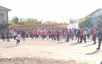 Kapolres Bima Kota Hadiri Senam Sehat Bersama Peringatan HARHUBNAS ke-55 di Pelabuhan Bima