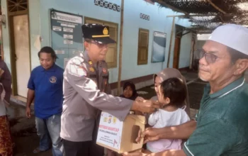Polri Peduli Gizi: Nutrisi Mantap Hangatkan Hati Warga Labuapi