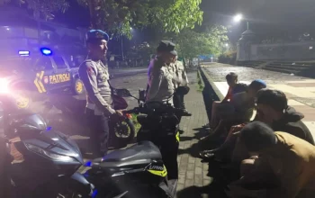 Polsek Gerung Jaga Malam, Wujudkan Rasa Aman Warga Lombok Barat