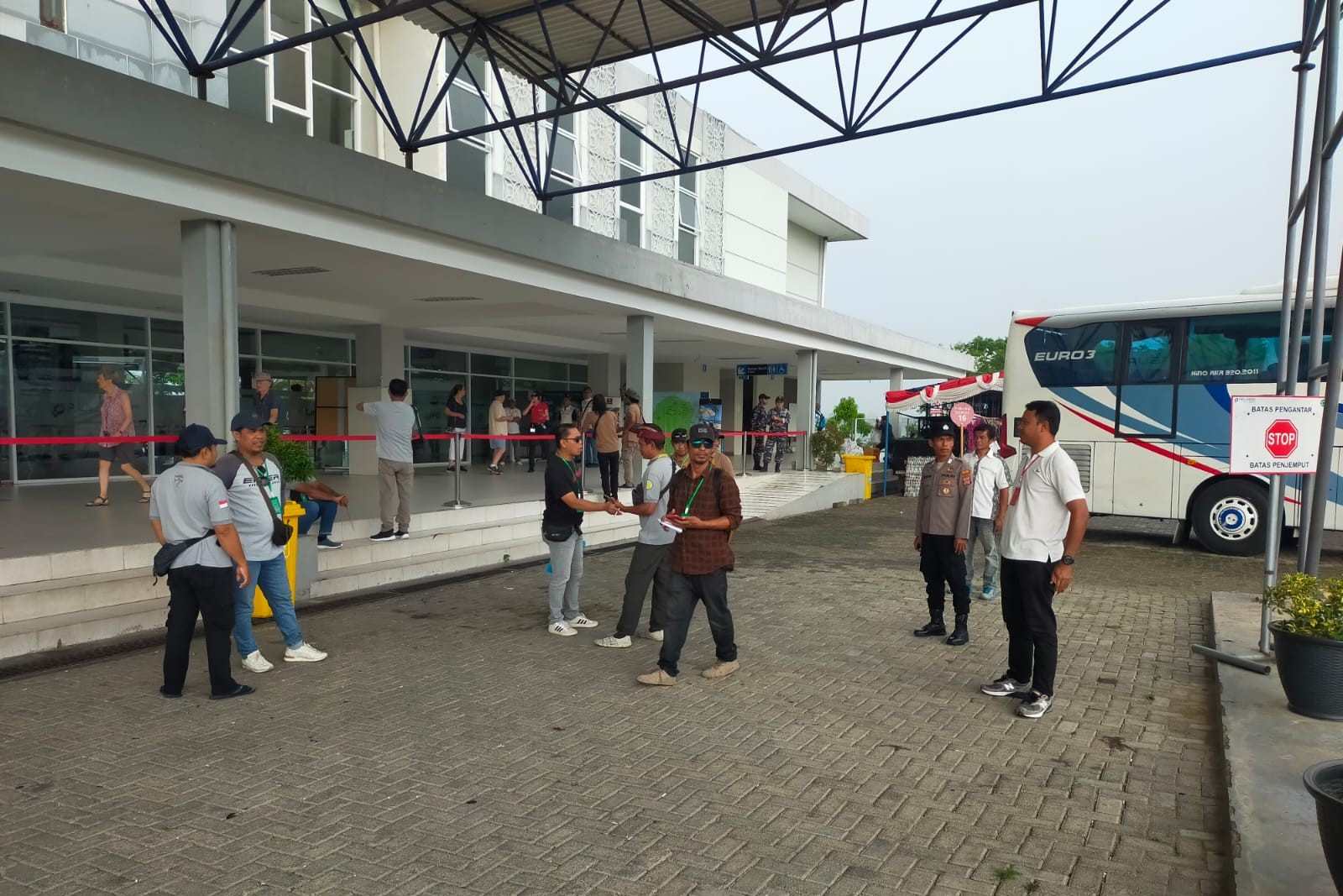 Lombok Sambut Kapal Pesiar Viking Venus, Pelabuhan Gili Mas Dijaga Ketat