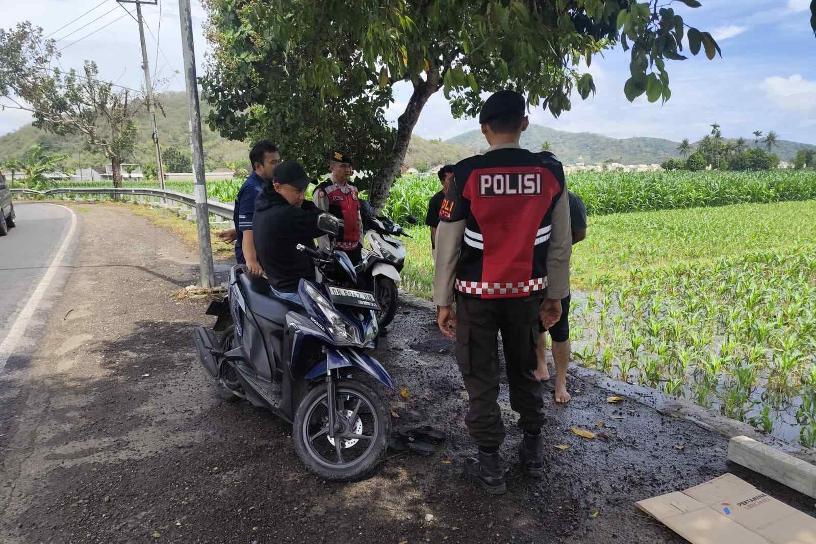 Warga Mesangguk Antusias, Polisi Sosialisasikan Layanan Darurat KEMOS 110