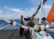 Cek Cuaca Sebelum Melaut, Pesan Polsek Batulayar ke Nelayan