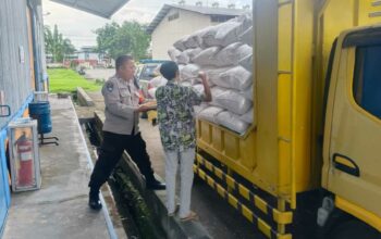 Sinergi Amankan Pangan: 7 Ton Jagung Petani Lobar Tiba di Gudang BULOG Mataram