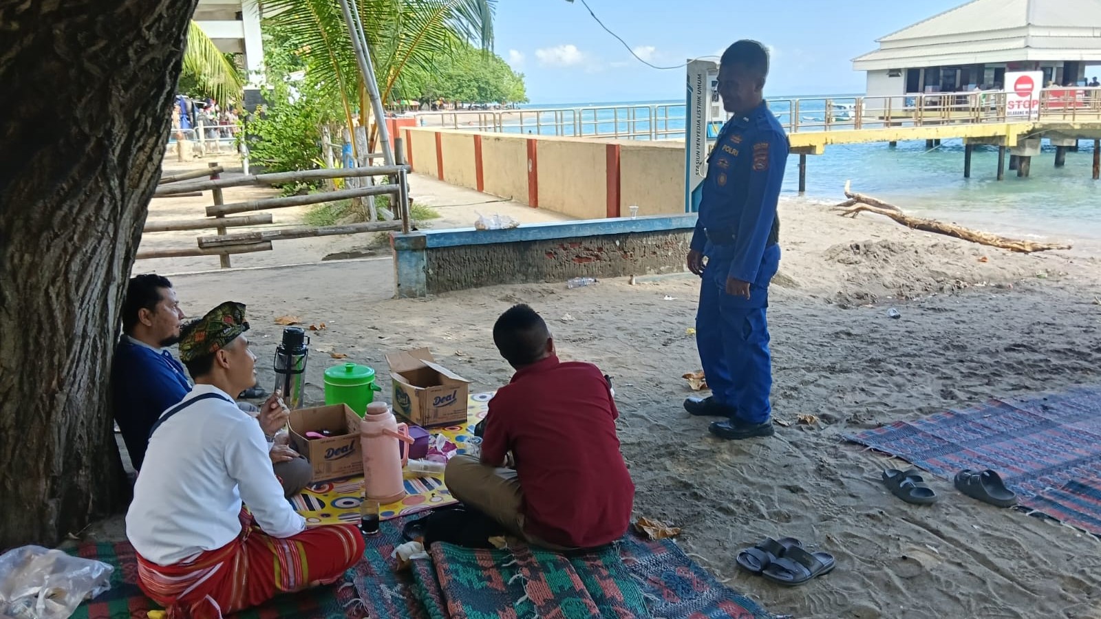 Sat Polairud Polres Lombok Barat Amankan Wisata Senggigi