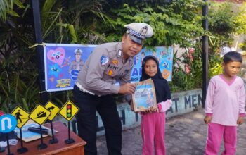 Program Polsanak Sat Lantas Polres Lombok Barat Sasar Pelajar