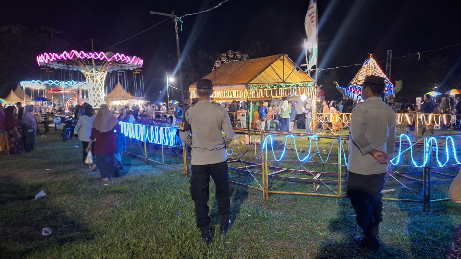 Pasar Malam UMKM Gerung Dijaga Ketat Polsek Gerung