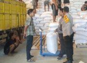 Komitmen Polsek Gerung Mengawal Distribusi Komoditas Strategis untuk Menjaga Ketahanan Pangan