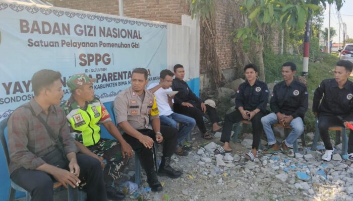 Bhabinkamtibmas Polsek Bolo Polres Bima Kabupaten Hadiri Syukuran Pembangunan SPPG Sondosia 2