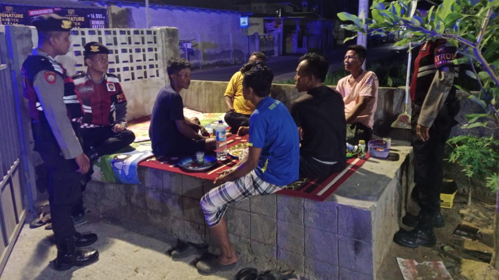 Tekan Kriminalitas, Polres Lombok Barat Patroli Malam